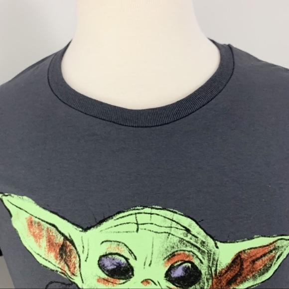 NWT Men’s Star Wars Officially Licensed Mandalorian The Child Crew Neck T-Shirt - Picture 4 of 7